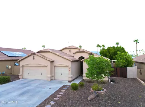 Exterior - 867 S Del Rio Ct, Apache Junction, AZ 85120 photo 1 of 6