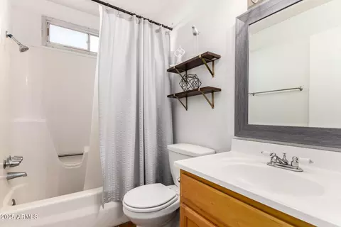 4043 E Burgess Ln, Phoenix, AZ 85042 photo 20
