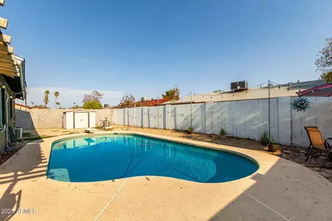4043 E Burgess Ln, Phoenix, AZ 85042 photo 28