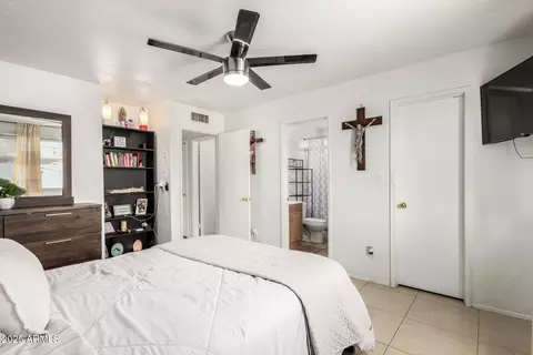 4043 E Burgess Ln, Phoenix, AZ 85042 photo 13