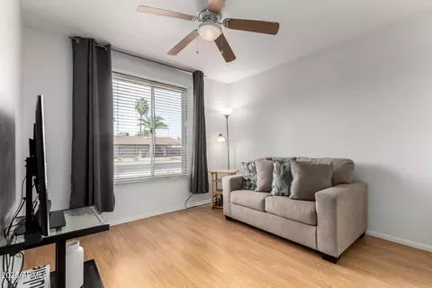 4043 E Burgess Ln, Phoenix, AZ 85042 photo 18
