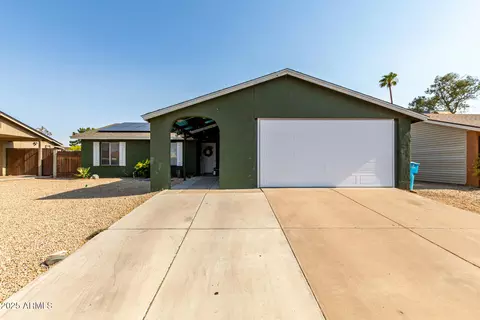 4043 E Burgess Ln, Phoenix, AZ 85042