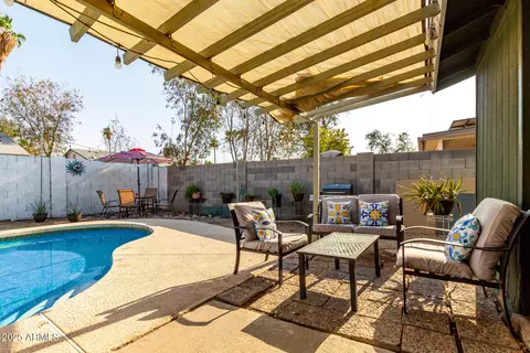 4043 E Burgess Ln, Phoenix, AZ 85042 photo 27
