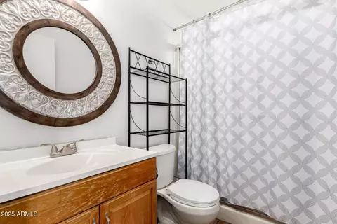 4043 E Burgess Ln, Phoenix, AZ 85042 photo 15