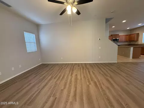 2337 N 83rd Dr, Phoenix, AZ 85037 photo 5