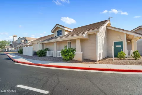 Exterior - 3111 E Hobart St, Gilbert, AZ 85296 photo 13 of 18