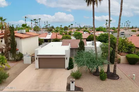 10421 E Silvertree Dr, Sun Lakes, AZ 85248