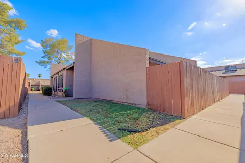 629 N Mesa Dr #7, Mesa, AZ 85201