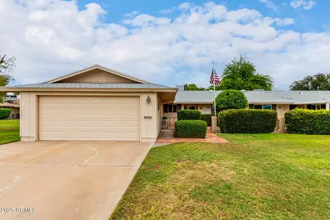 10844 W Caron Dr, Sun City, AZ 85351