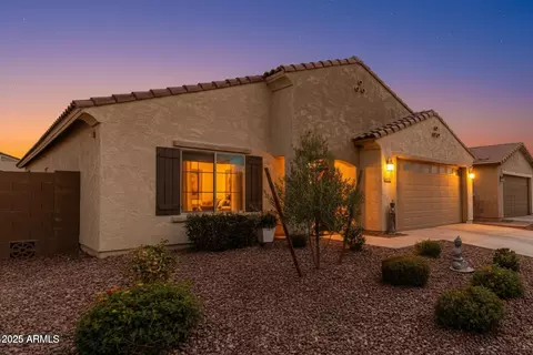 6419 W Sonoma Way, Florence, AZ 85132