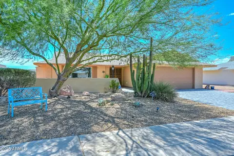 14221 N Bolivar Dr, Sun City, AZ 85351