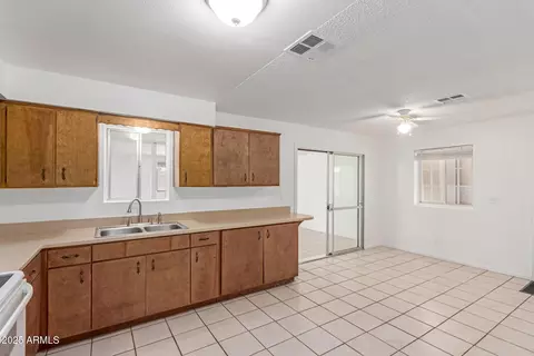 Other - 8437 S 5th Dr, Phoenix, AZ 85041 photo 3 of 10