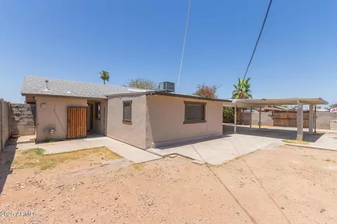 Exterior - 8437 S 5th Dr, Phoenix, AZ 85041 photo 6 of 6