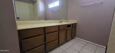Bath - 1004 E Mescal Dr, Pearce, AZ 85625 photo 4 of 4