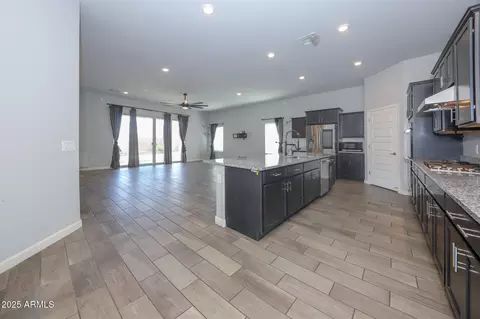 522 W Weldon St, Vail, AZ 85641 photo 4