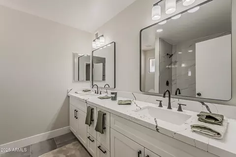Bath - 2039 E Stanford Dr, Tempe, AZ 85283 photo 1 of 4