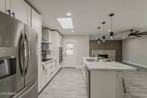 Kitchen - 2039 E Stanford Dr, Tempe, AZ 85283 photo 1 of 7