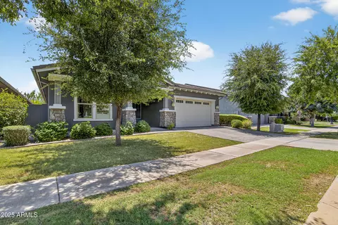 2911 E Appaloosa Rd, Gilbert, AZ 85296 photo 2