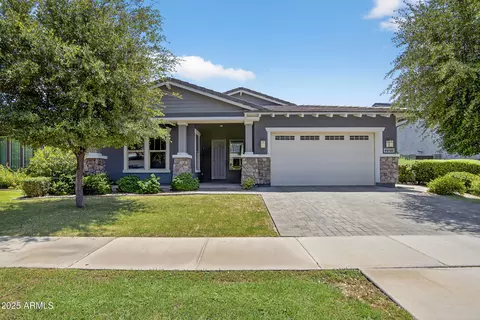 2911 E Appaloosa Rd, Gilbert, AZ 85296