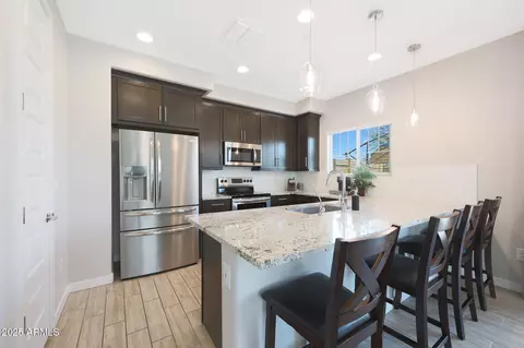4100 S Pinelake Way #104, Chandler, AZ 85249