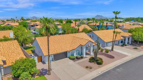 View/Area - 3060 E Menlo St, Mesa, AZ 85213 photo 3 of 7