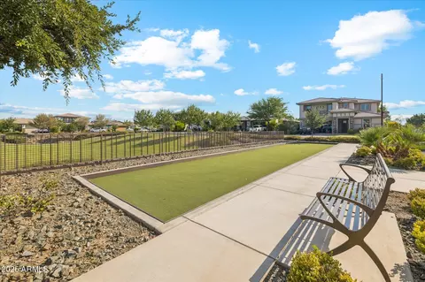 View/Area - 10047 E Wavelength Ave, Mesa, AZ 85212 photo 2 of 4