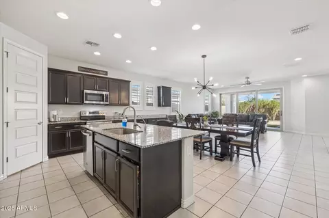 Kitchen - 10047 E Wavelength Ave, Mesa, AZ 85212 photo 1 of 3