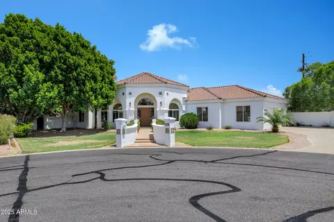 4386 E Harwell Ct, Gilbert, AZ 85234