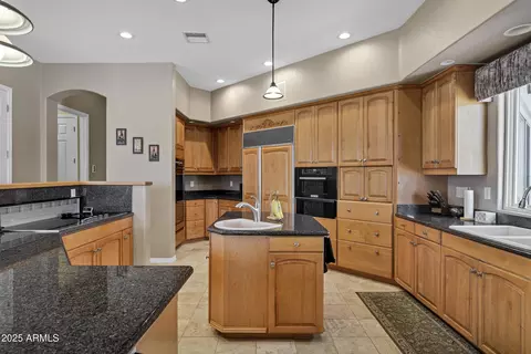 Kitchen - 4386 E Harwell Ct, Gilbert, AZ 85234 photo 3 of 8