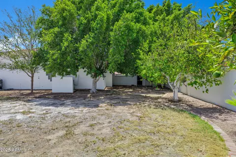 Exterior - 4386 E Harwell Ct, Gilbert, AZ 85234 photo 14 of 17