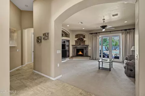 Entry Way - 4386 E Harwell Ct, Gilbert, AZ 85234 photo 6 of 8