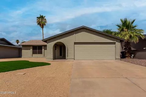 1026 S 72nd St, Mesa, AZ 85208