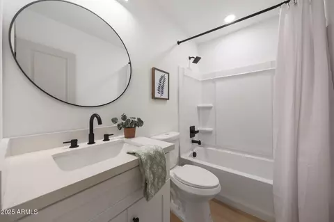Bath - 3239 E Virginia Ave, Phoenix, AZ 85008 photo 1 of 3