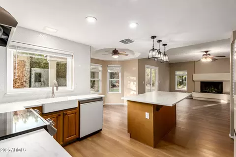 Kitchen - 2326 E Mallard Ct, Gilbert, AZ 85234 photo 2 of 2