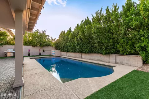 Exterior - 2326 E Mallard Ct, Gilbert, AZ 85234 photo 4 of 4