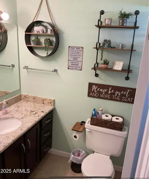 Bath - 4138 N 79th Ave, Phoenix, AZ 85033 photo 2 of 4