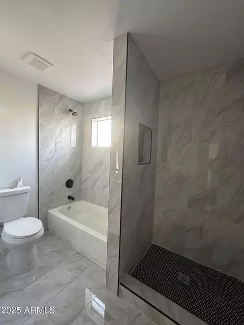 Bath - 2407 Encanto St, Mesa, AZ 85213 photo 5 of 6