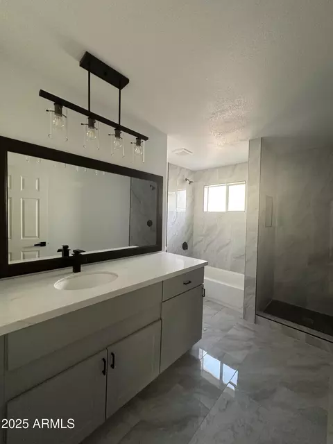 Bath - 2407 Encanto St, Mesa, AZ 85213 photo 6 of 6