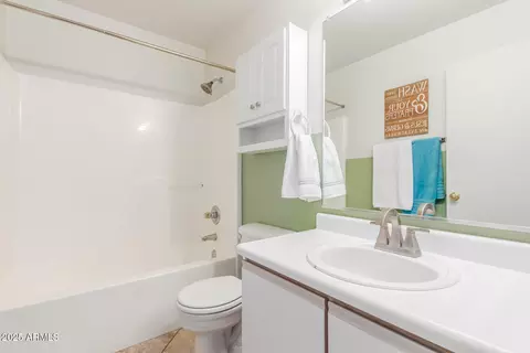 Bath - 10955 E Flossmoor Ave, Mesa, AZ 85208 photo 2 of 2