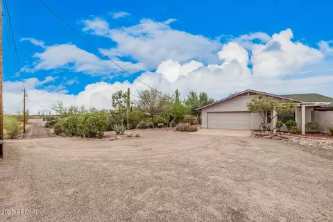 Exterior - 1061 N Arroya Rd, Apache Junction, AZ 85119 photo 4 of 12