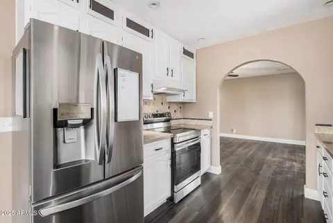 Kitchen - 1061 N Arroya Rd, Apache Junction, AZ 85119 photo 1 of 2