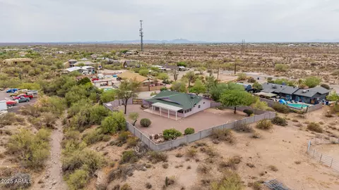 View/Area - 1061 N Arroya Rd, Apache Junction, AZ 85119 photo 7 of 13