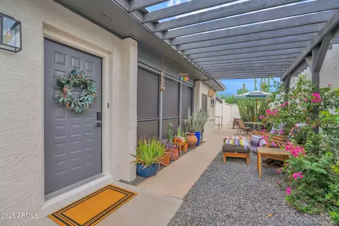 408 W La Jolla Dr, Tempe, AZ 85282