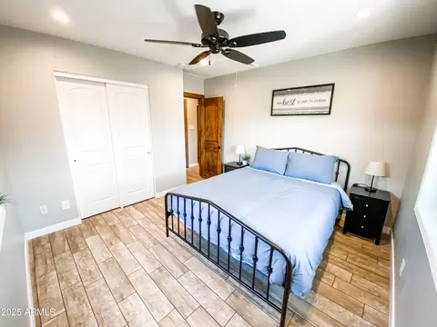 Bedroom - 1901 E Ocotillo Rd, Phoenix, AZ 85016 photo 8 of 11
