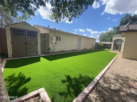 Exterior - 1901 E Ocotillo Rd, Phoenix, AZ 85016 photo 8 of 10