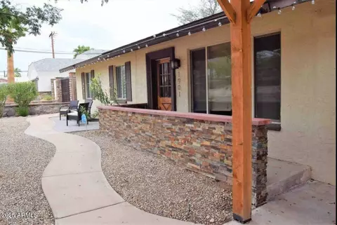 Exterior - 1901 E Ocotillo Rd, Phoenix, AZ 85016 photo 3 of 10