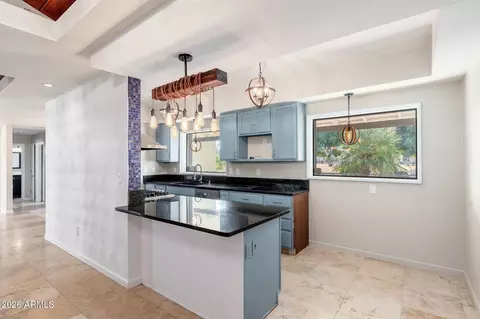 Kitchen - 3002 E Glenrosa Ave, Phoenix, AZ 85016 photo 3 of 5
