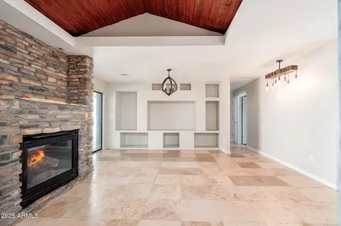 Living - 3002 E Glenrosa Ave, Phoenix, AZ 85016 photo 2 of 10