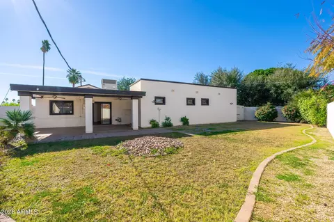 Exterior - 3002 E Glenrosa Ave, Phoenix, AZ 85016 photo 4 of 5