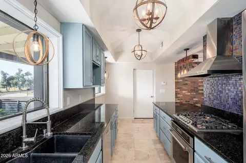 Kitchen - 3002 E Glenrosa Ave, Phoenix, AZ 85016 photo 5 of 5